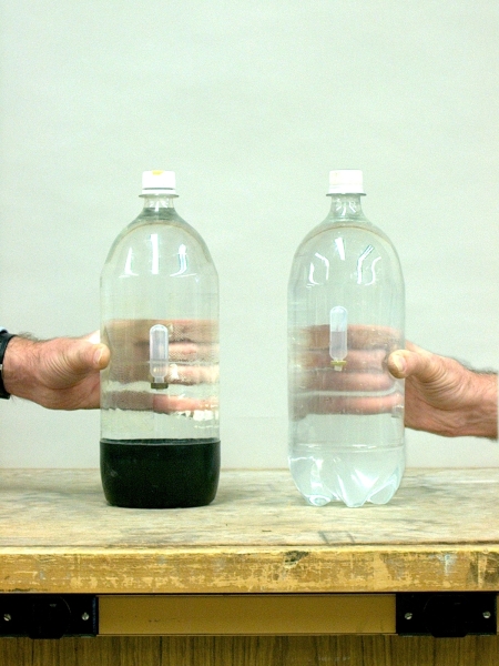 Cartesian divers, middle