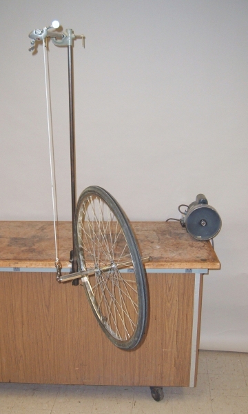 Bicycle wheel precession 1