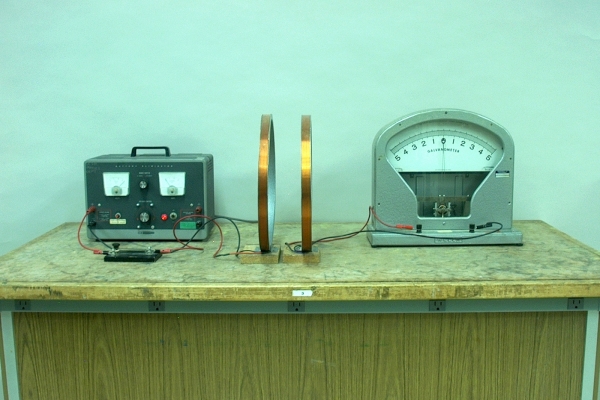 Mutual induction with coils and galvanometer