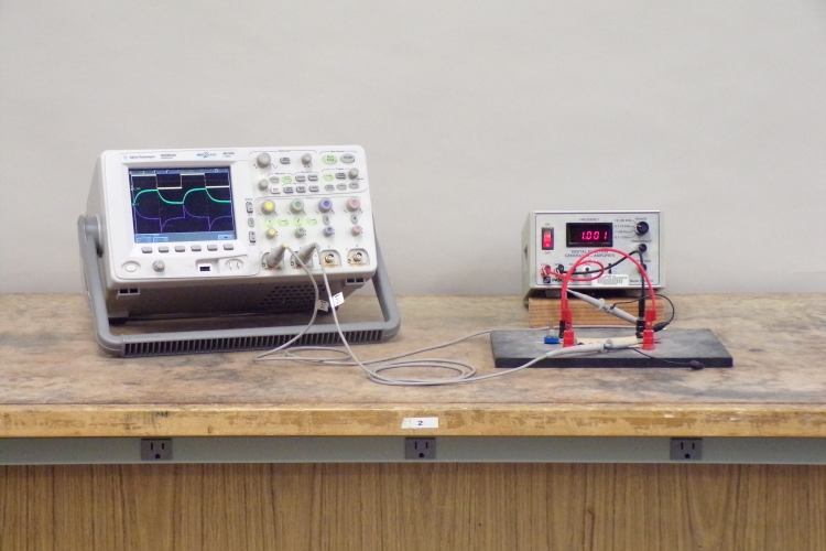 RC circuit to oscilloscope